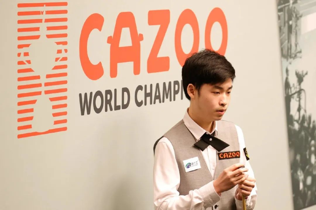 爱德华兹 爱德华兹