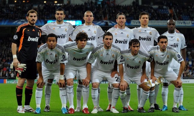 通过侧翼回 通过侧翼回